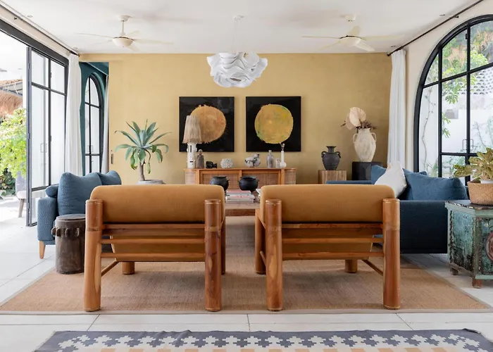 Bi Design House - Boutique تْشانغو